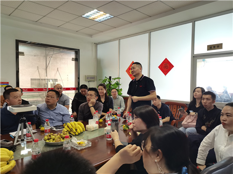 感謝單仁同學(xué)蒞臨翔宇粉末冶金交流學(xué)習(xí) 感謝單仁同學(xué)蒞臨翔宇粉末冶金交流學(xué)習(xí)